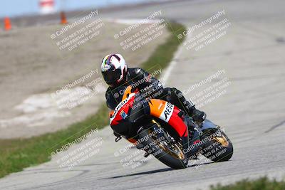 media/Mar-22-2025-TrackDaz (Sat) [[0456df0c41]]/Group B/Session 3 (Outside Grapevine)/